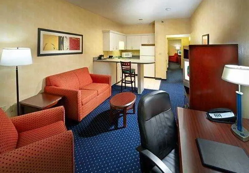 Courtyard Columbus Downtown Hotel United States